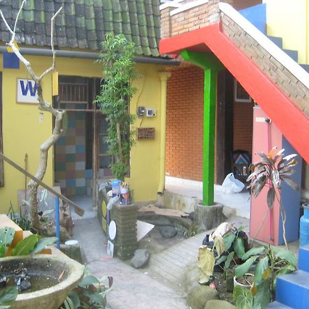 The Happy Mango Tree Hostel Ubud  Exterior photo