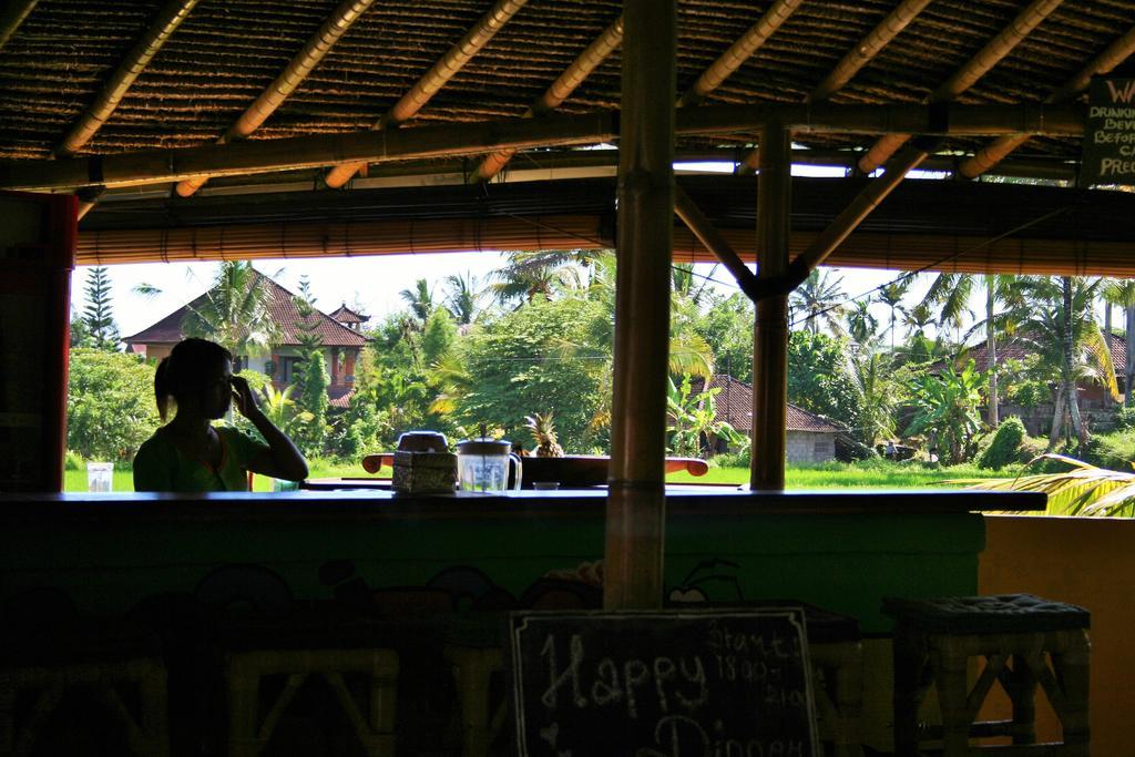The Happy Mango Tree Hostel Ubud  Exterior photo