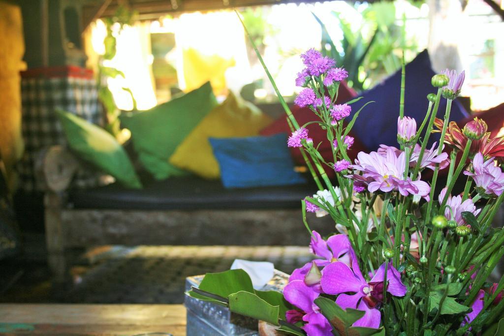 The Happy Mango Tree Hostel Ubud  Exterior photo